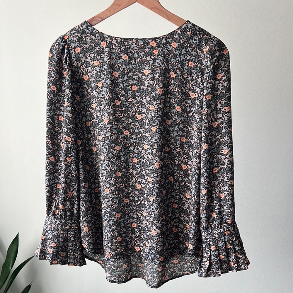 LOFT Floral Black and Orange Women's Top PM